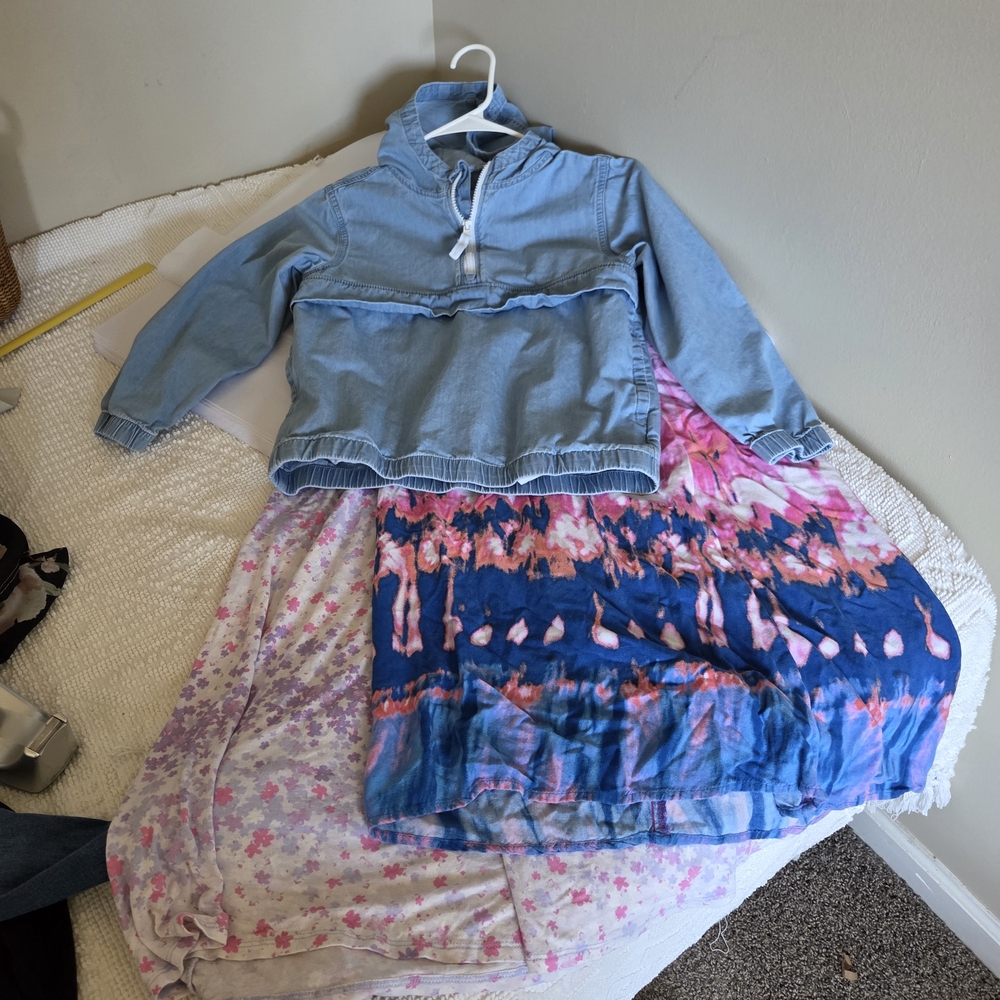Girls Bundle Set Cat & Jack Light Blue Denim Jacket And 2 Skirts Size 6 - Picture 2 of 8